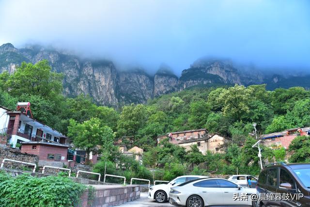 太行山平顺县的天路