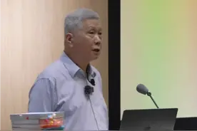 马未都首都师大演讲：以《咏鹅》为例，探讨文字表达的现代魅力图片