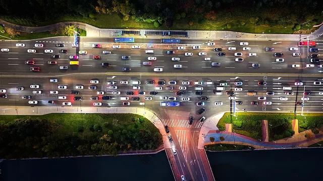 车路云一体化，掘金万亿市场