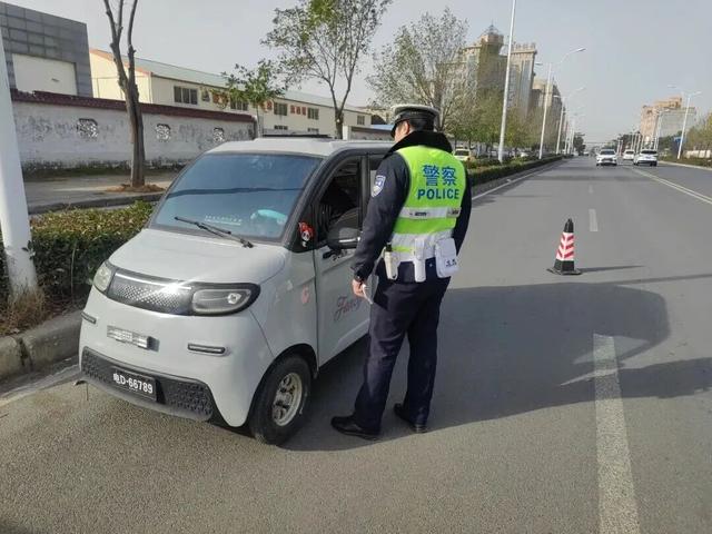 2026年1月起，电动车、三轮车、四轮车“5必查”，最高罚50000元