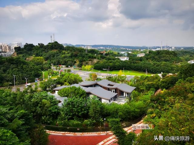 隐藏在自贡城区内的“一线天”