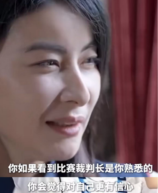 央视对郭晶晶的称呼变了，三字之差释放强烈信号，霍震霆全说对了