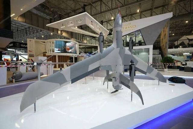 5架无人机围岛，中方不敢击落？反制手段就位，高世连拜鬼都不敢