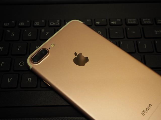 苹果定价策略大揭秘：为什么iPhone 17能打破常规？