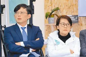 独家观察：黄国昌力争2028“卢昌配”， 黄珊珊不排除加入民进党图片