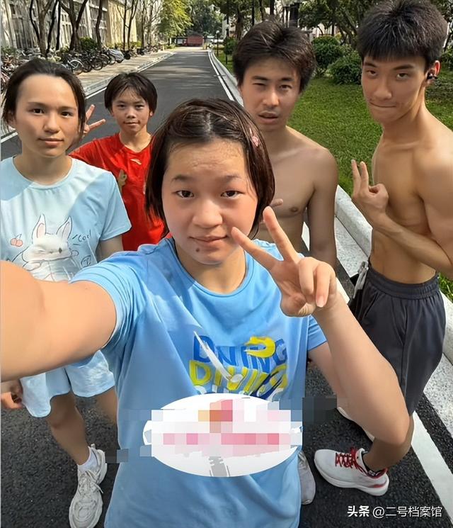 人民日报再“点名”，看到全红婵的新动态，才明白她对自己有多狠