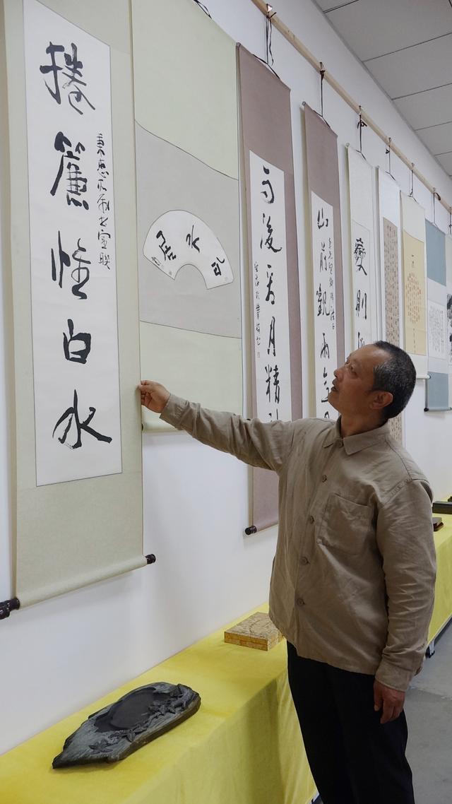 国庆节当天，南充嘉陵这条山沟逆天成了一帮文人墨客“打卡地”！