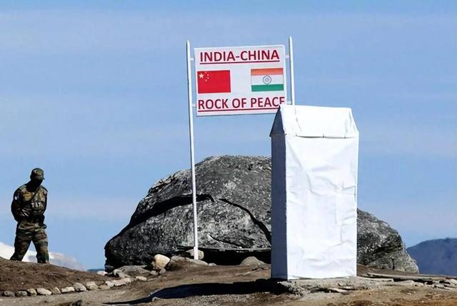 三台盾构机出不了中国港口，印度高铁修不成了，大国梦被一招击碎
