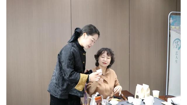 以茶为媒！这场在锦华牛街的文化盛宴，太暖了!