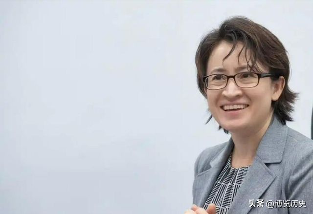 解放军强势压制，萧美琴飞离欧洲，返台前留下2句话，态度很嚣张