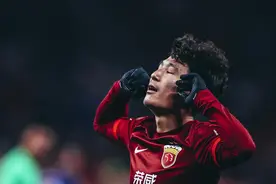 中超进百球有多难？仅4人做到，郜林上榜，第一仍在中超效力图片