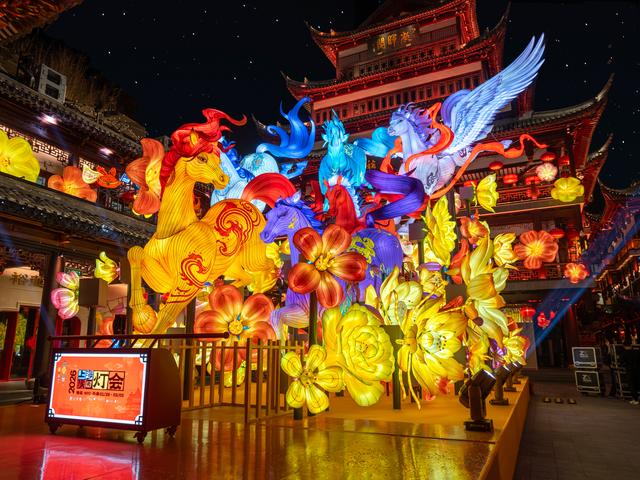 来大豫园追灯闹元宵，上海最佳赏月点非大豫园莫属