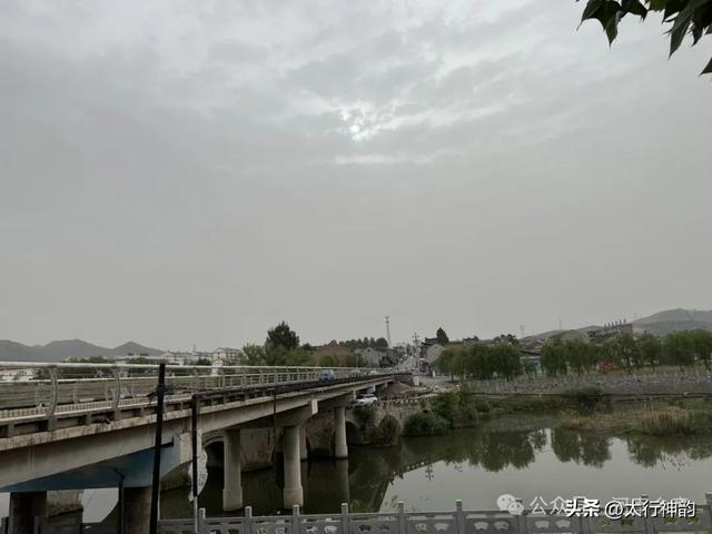河南林州老家，小镇的早晨