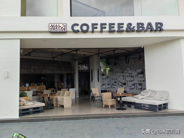 留法博士在小渔村开面包坊值不值?