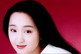 杨钰莹：我只想谈一场恋爱，却毁了终生，至今不婚不育却永不后悔图片