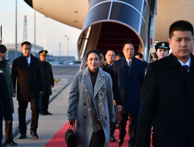 中泰会晤不足一周，泰王亲自出马，头一回来中国，就有要事相求