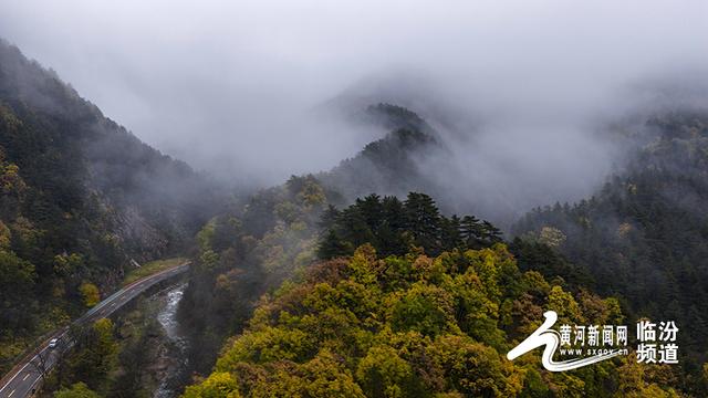 霍州七里峪景区：秋染七里峪 烟雨绘丹青