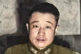 沈醉幡然大悟：难怪杜聿明第一批被特赦，和陈长捷一比真高明图片