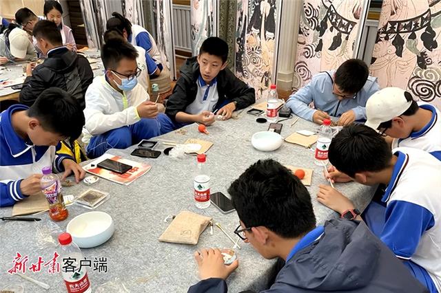 触摸历史 读懂千年——研学游成为敦煌旅游新时尚