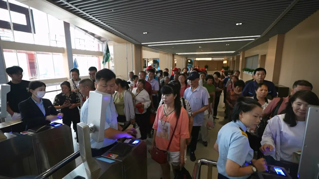 景区暑期集体遇冷？庐山景区却“杀疯了”！