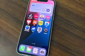 iPhone手机小屏旗舰的终结者，iPhone13mini今年过得怎么样。图片