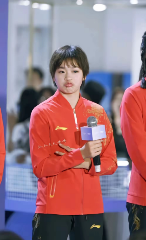 刚复出就夺冠！全红婵跳水实力不减，却依旧逃不过“身材审判”