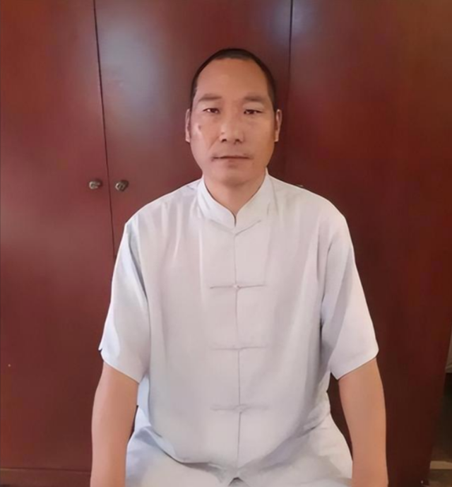 上梁不正下梁歪！他举报释永信，年收入超3.78亿，妻子是小三上位