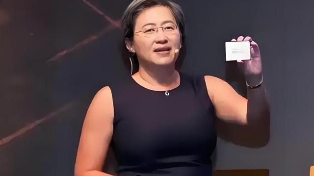 年薪4亿！美国芯片女王居然是中国人，在中国最艰难时她站了出来