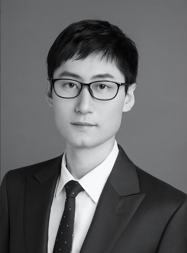 解放军智能技术专家冯旸赫，下班后意外死亡，外媒：中国再遭重创