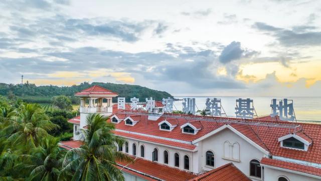 喜报!万宁日月湾滨海沿线入选全国首批高质量户外运动目的地建设名单