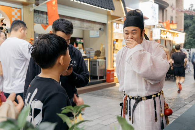 月满锦江夜未央 夜游锦江双节文化盛典点亮蓉城夜色