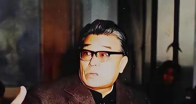 他曾提拔过温总理，官至正部级，特殊时期被关押五年半，享年88岁