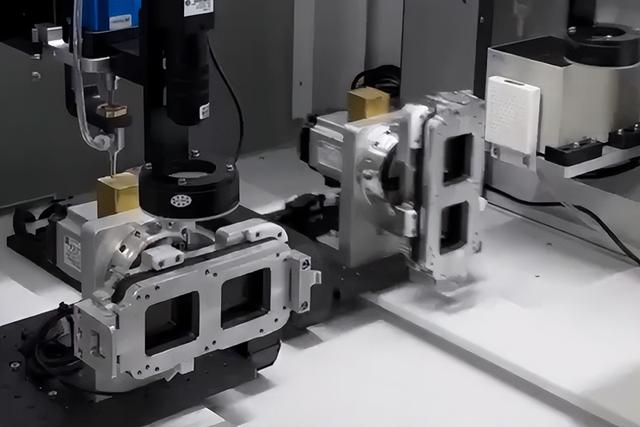 从平面解码到立体建模，揭秘2D与3D机器视觉技术