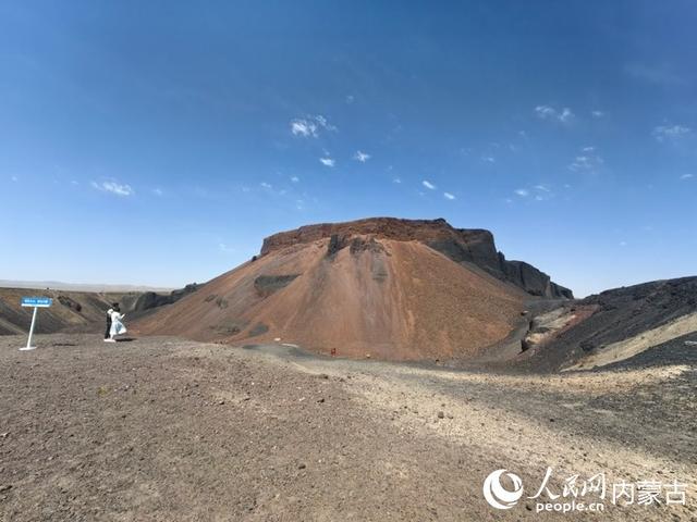 行进中国｜走，到内蒙古看火山