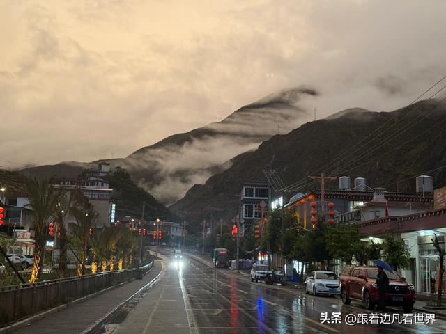 八进西藏·自驾环游中国启程：奔子栏的星空与远方