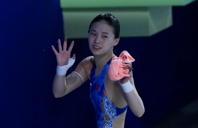 全运会夺金仅1个月，陈芋汐再破天花板，全红婵的话终于有人信了