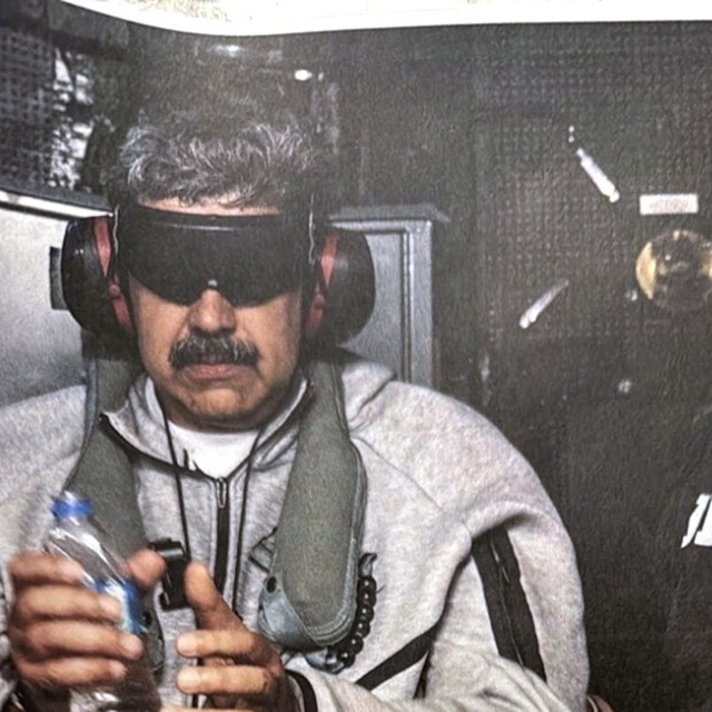 拒绝和中俄伊切断关系，美国恼羞成怒警告：随时再次入侵委内瑞拉