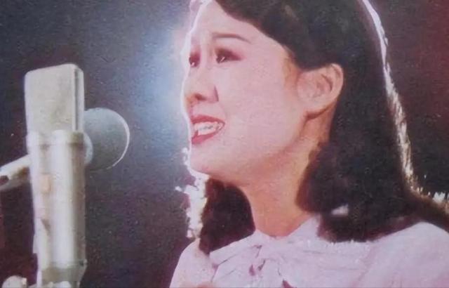 原来早已不是中国籍？事业巅峰远赴美国，被老外“玩腻	”晚年回国