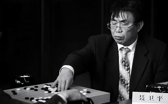 聂卫平去世不到一周，小23岁妻子过往被扒	，原来她才是人间清醒