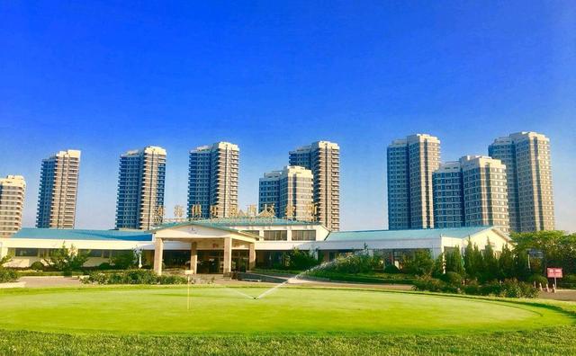山东“富到漏油”的县级市，面积仅约深圳12，常住人口超过70万
