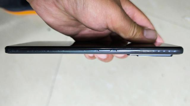 将专业云台装进机身，这款vivo老旗舰手机，后置三摄拍出大片感