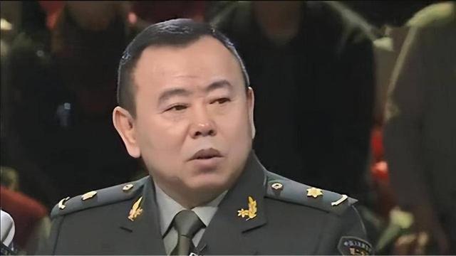 4个老婆，全家移民，享受正师级待遇，潘长江身上哪个标签是真的