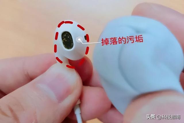耳机戴不对，小心耳道流脓！3个保命技巧快存