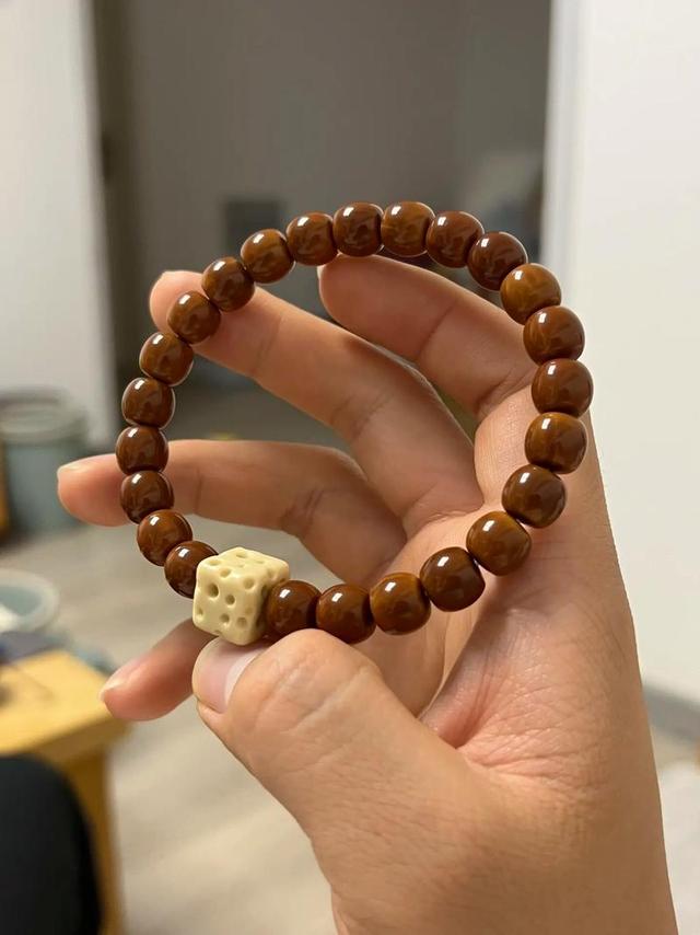 普通手串别认输！3个细节优化，让你的串身价翻倍