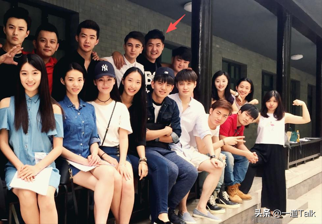 闫学晶彻底栽了，最惨的不是她，也不是她儿子	，是一个没关联的人