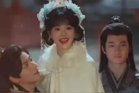 22岁刘念搭档何聪睿爆火，目前只拍三部短剧，居然是女团101出道图片