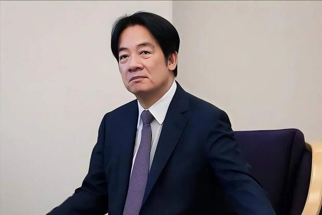 起风了	，郑丽文即将登机，翁晓玲先行抵达，蓝营提出两岸新主张