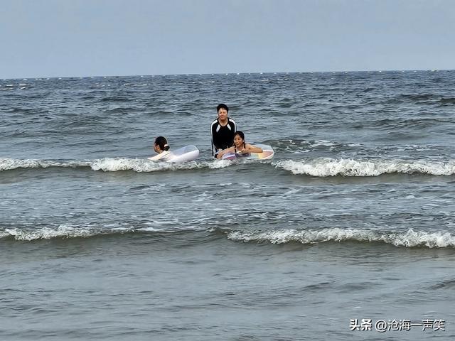 大海那么大，我想去看看，一起打卡大海吧，打卡沙滩吧