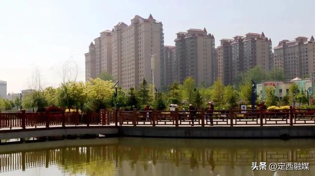 秋日临洮漫游记：20分钟邂逅公园的诗意