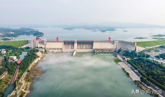 解决新疆缺水？火车运水/海水淡化/地下河渠等五大方案你选择谁？